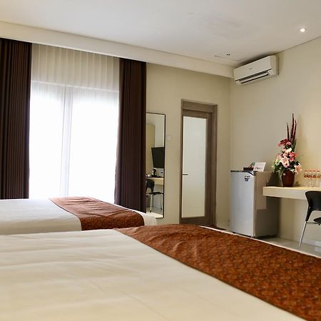 Gm253 Hotel เจมเบอร์ ภายนอก รูปภาพ