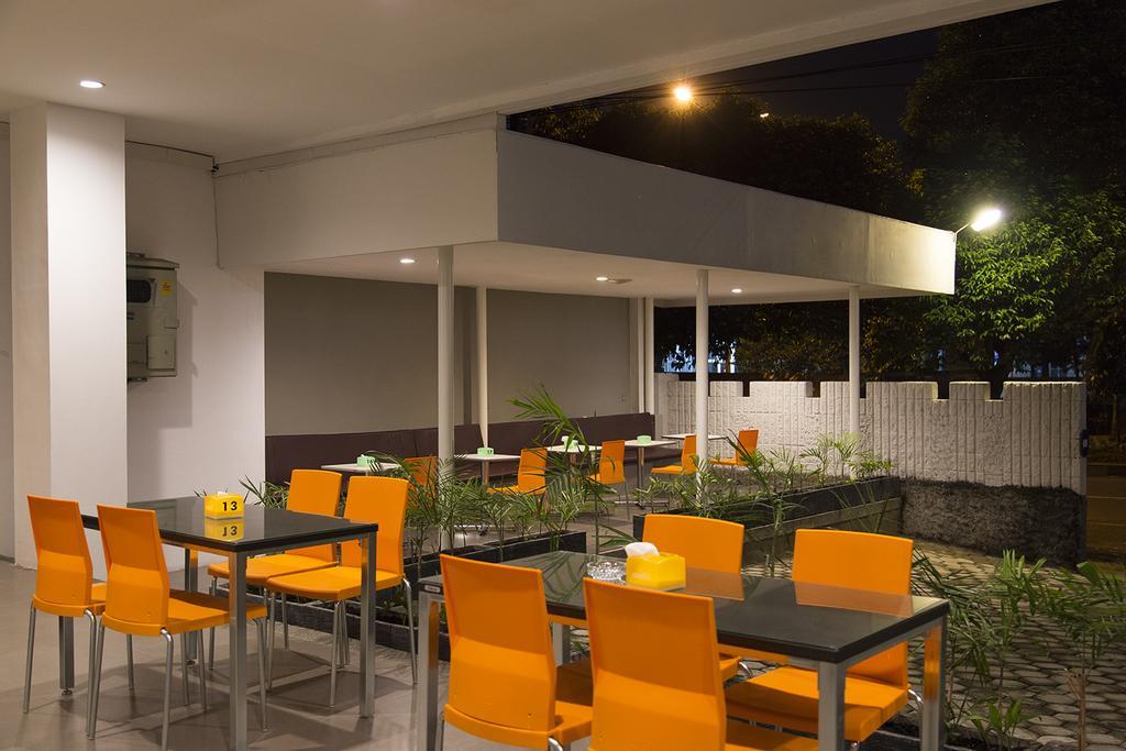 Gm253 Hotel เจมเบอร์ ภายนอก รูปภาพ